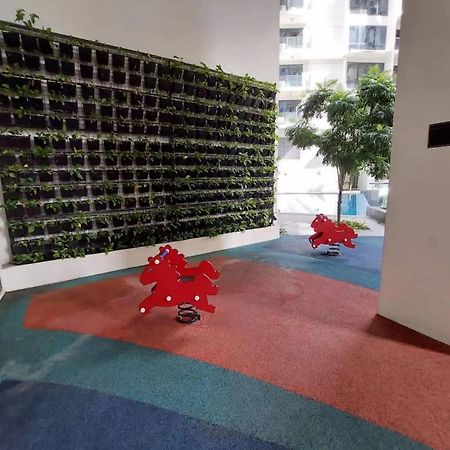The Florence At Mckinley Hill 达义 外观 照片
