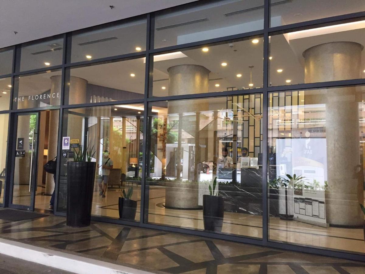 The Florence At Mckinley Hill 达义 外观 照片